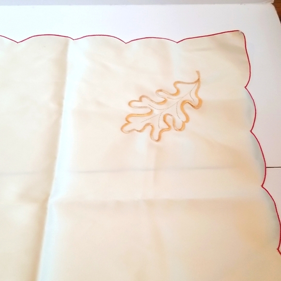 Croft&Barrow Autumn table linen set tablecloth, 60"x100", 6 placemats/napkins - Picture 12 of 12